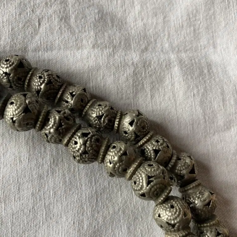 Haba Khatoon Antique Handmade Kashmiri Necklace - Image 3