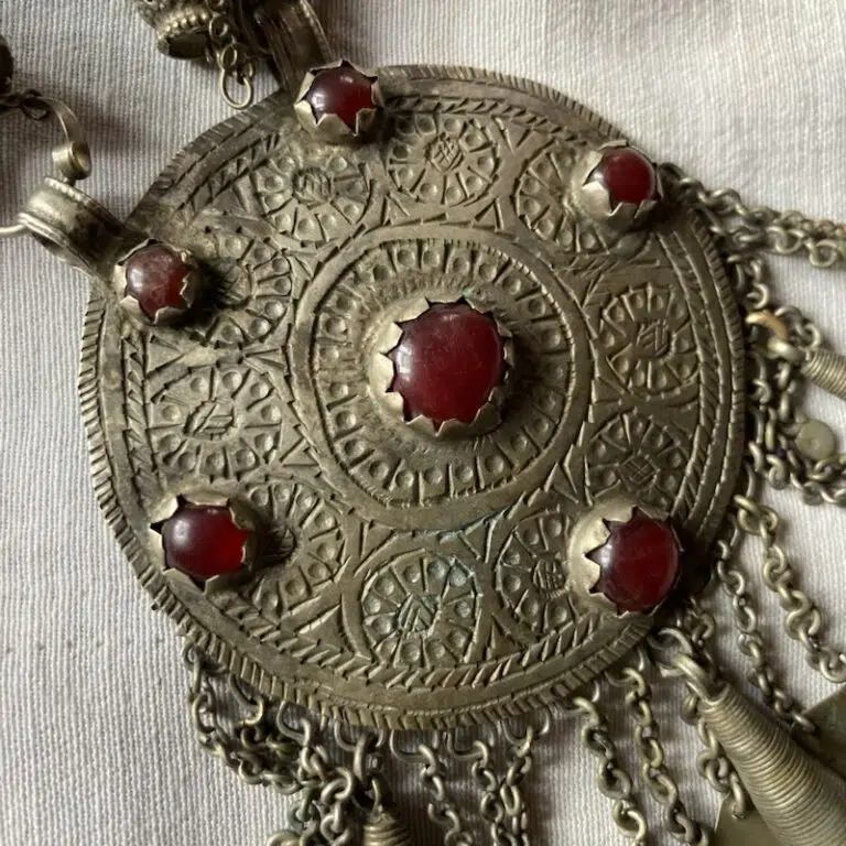 Haba Khatoon Antique Handmade Kashmiri Necklace - Image 2