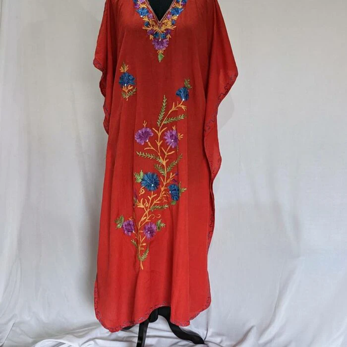 Red Crush Cotton Aari Work Kaftan L54 - Image 3