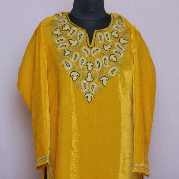 Kashmiri velvet kurti ari embroidery 20231019 08