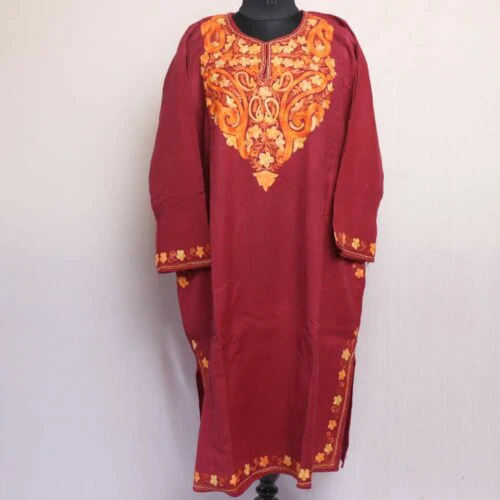 maroon pheran raffal set