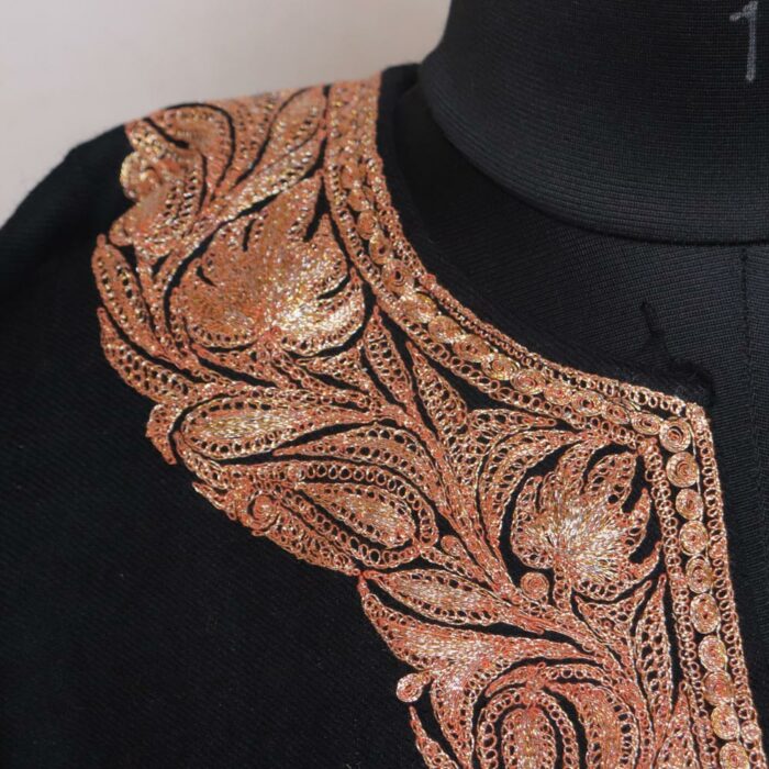 Black Chinari Pure Wool Kashmiri Pheran With Tilla Embroidery - Image 2