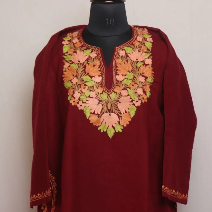 Burgundy Bliss: Maroon Winter Kashmiri Pheran with Aari Embroidery - Image 2