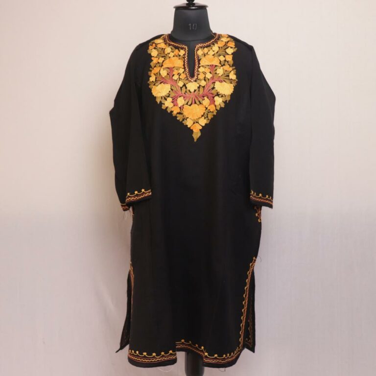 Black Noorani Kashmiri Pheran With Aari Work - Gyawun