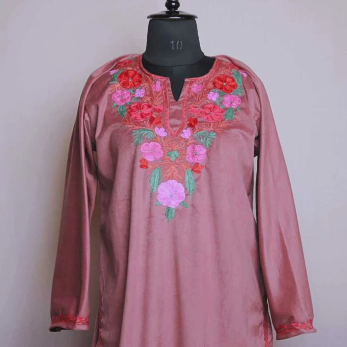 Onion Pink Bilawal Velvet Kashmiri Kurti with ari Embroidery - Image 2