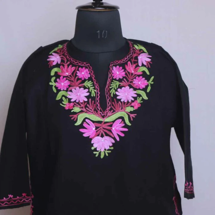 Black Gulabi Lokut Posh Kashmiri Girls Short Pheran With Aari Embroidery (L33,8-9Y) - Image 2