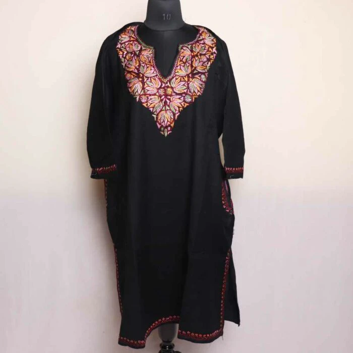 Black Shahinda Pure Wool Kashmiri Paper Mache Sozni Pheran