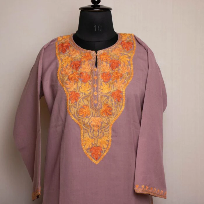 Pink Cotton Kurta for Women with Kashmiri Aari Embroidery - Image 2