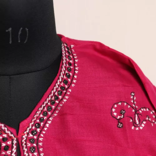 Harud Magenta Kashmiri Cotton Kurta with Sozni Handwork 3