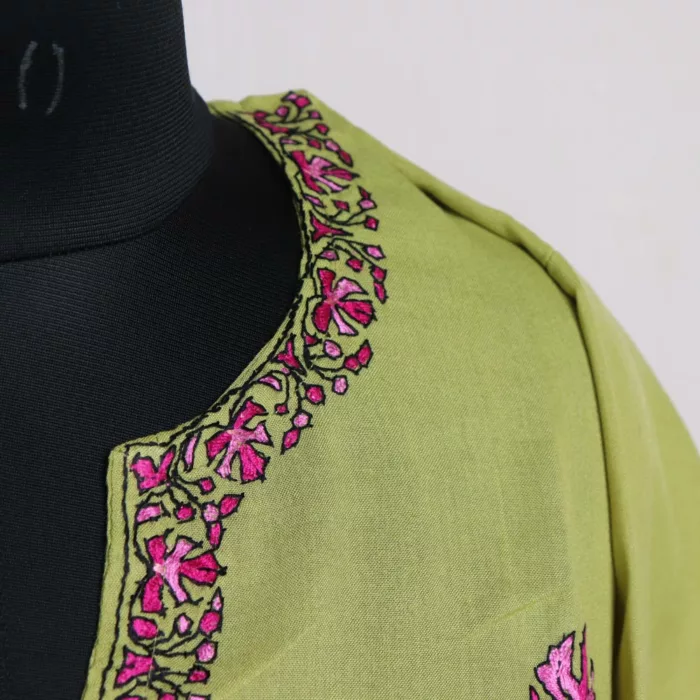 Kashmiri Green Summer Cotton Kurta with Sozni Handwork 3