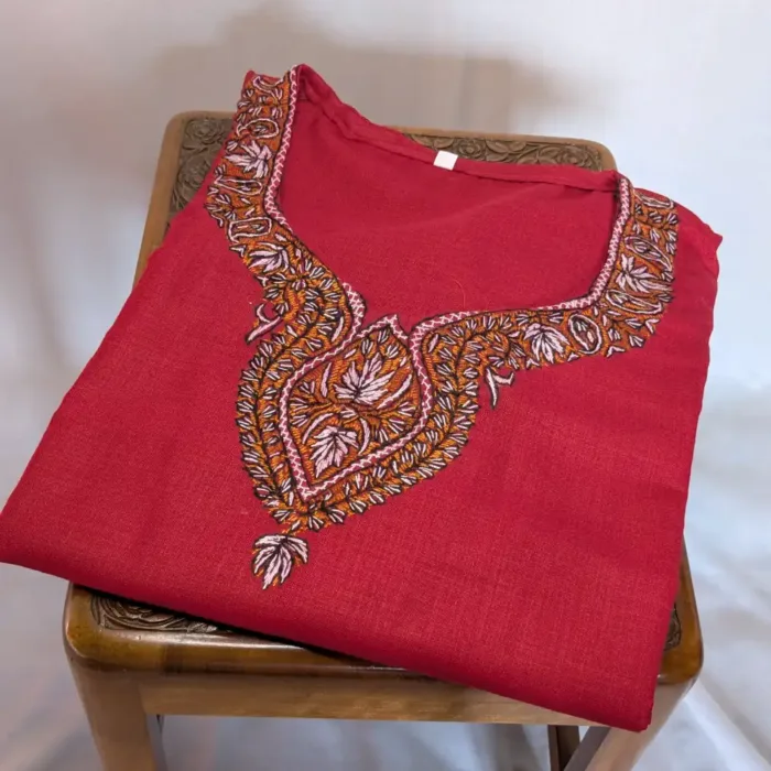 Qarar Maroon Cotton Kurta with Sozni Handwork