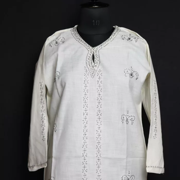 white kurta black sozni 3 jpg