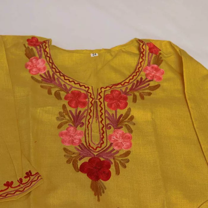 Yellow Mehr Kashmiri Kids Girls Kurta With Trousers With Booti Aari Embroidery (4-5Y) - Image 3