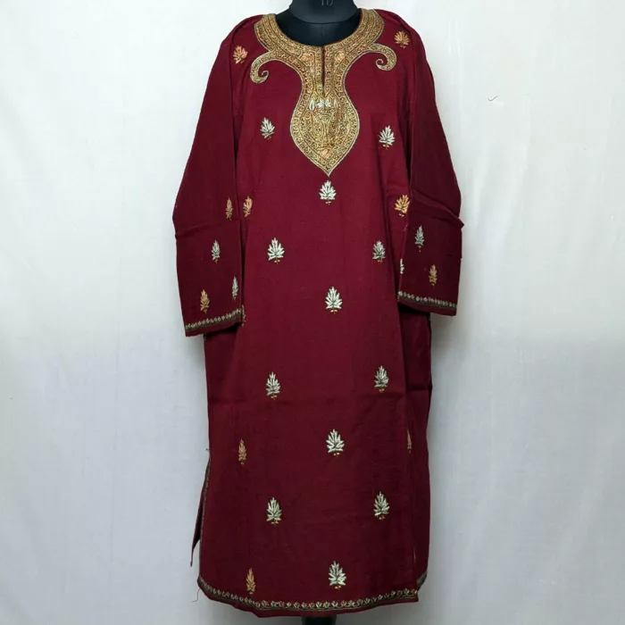 sozni handmade winter pheran jpg