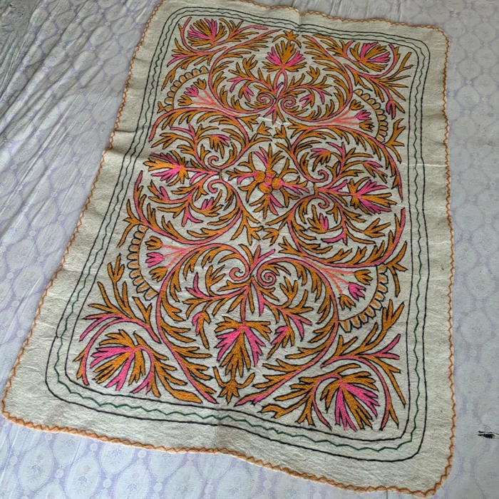 6 feet rug namda kashmir