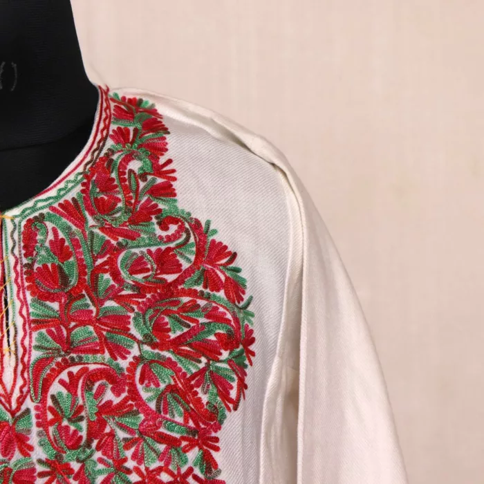 White Gurezi Kashmiri Warm Pheran For Women with Aari Work - Image 3