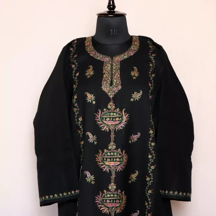 beenish black sozni phiran 3 jpg