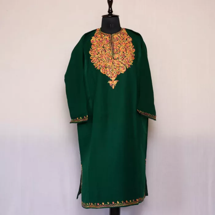 Mahgul Green Kashmiri Phiran For Women with Aari Embroidery - Image 2