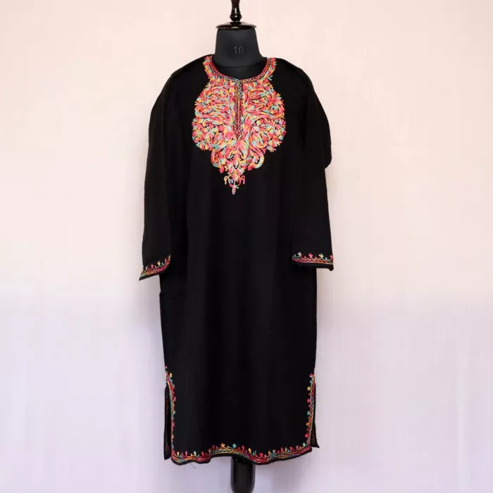 Shaam Black Kashmiri Gyawun Pheran For Women - Image 2