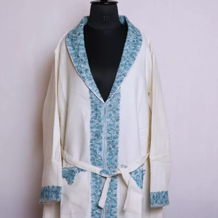 Dressing gown embroidery kashmiri 20241003 11 jpg