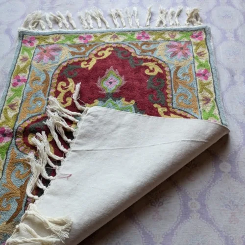 Namda Rug Kashmiri silk Stitch Handmade 5