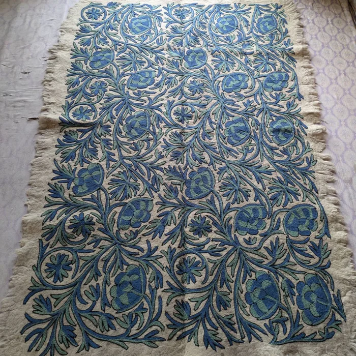 Large Manasbal Kashmiri Namda Rug, Pure Wool and Hand Embroidered (Size: 7*4.5 feet) - Image 2