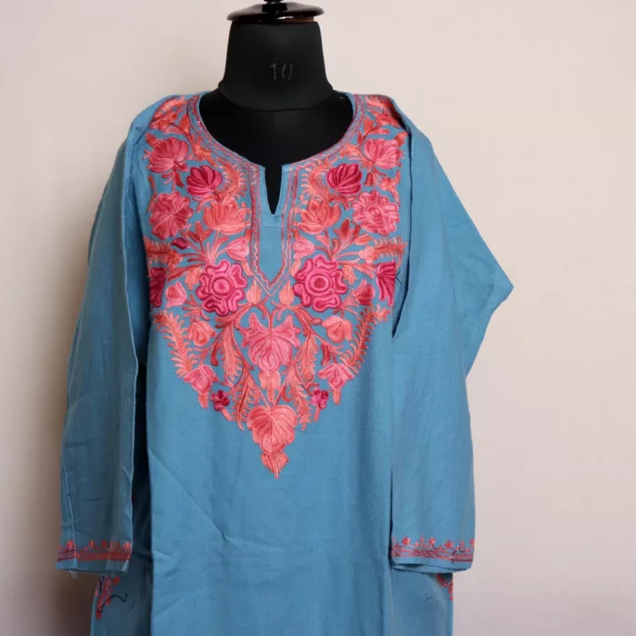 kashmiri pheran feran cashmilon gyawun aari wool dress embroidery 5 jpg