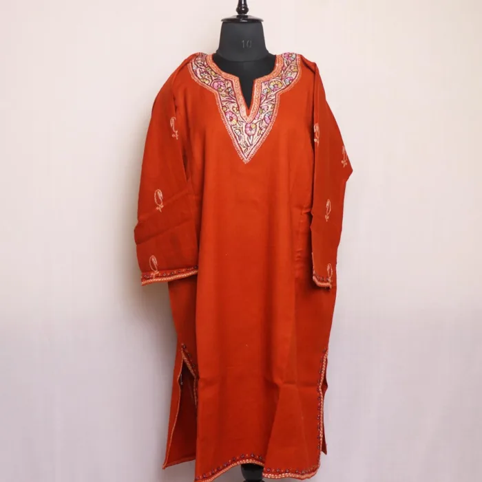 kashmiri tilla pheran wool 10 jpg