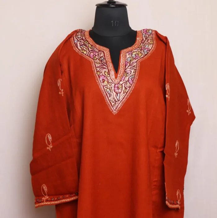 kashmiri tilla pheran wool 11 jpg