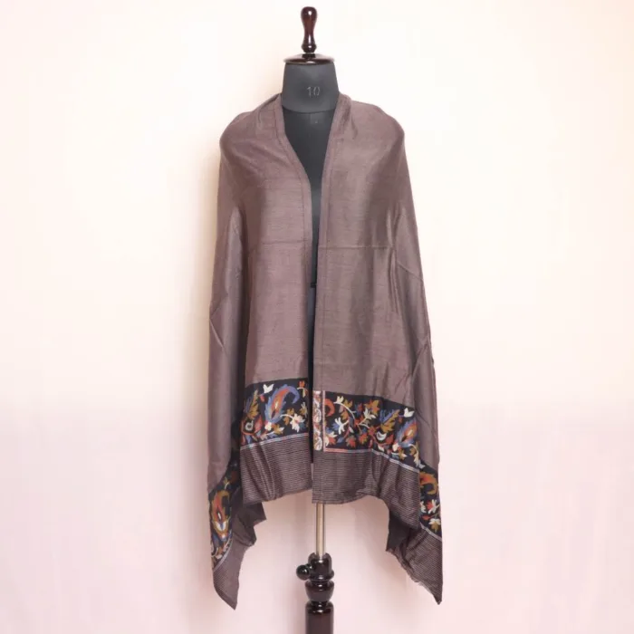 Kani embroidery stole woolen 01