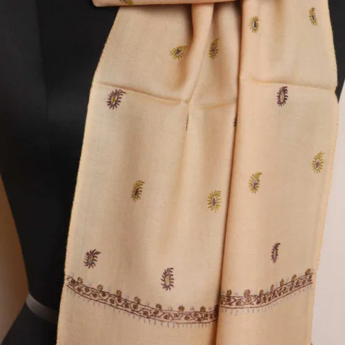 Kashmiri Mufflers with hand sozni embroidery 05