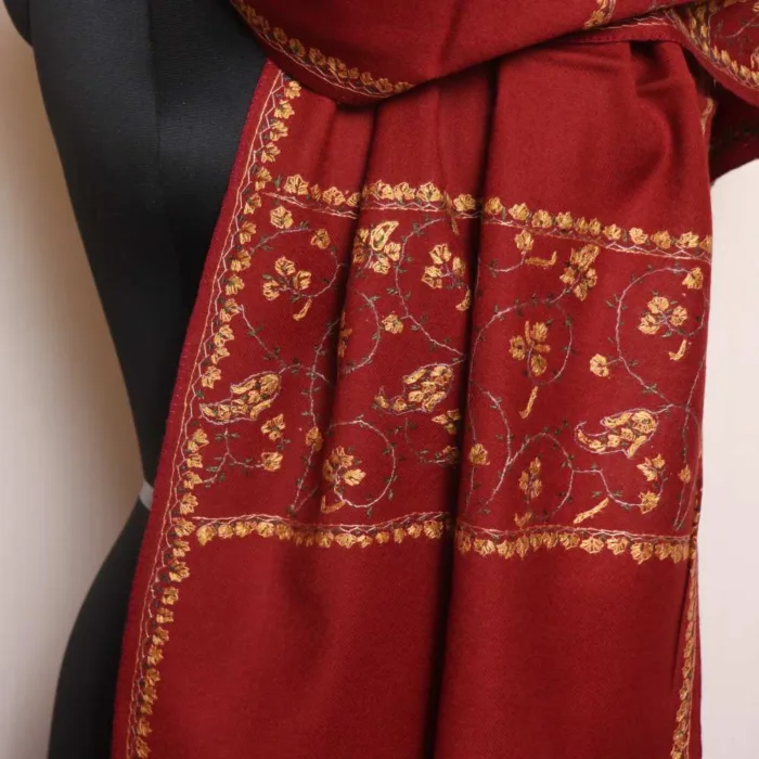 Kashmiri Mufflers with hand sozni embroidery 13