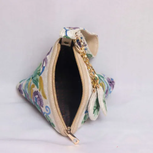 Kashmiri embroidery potli bag 07