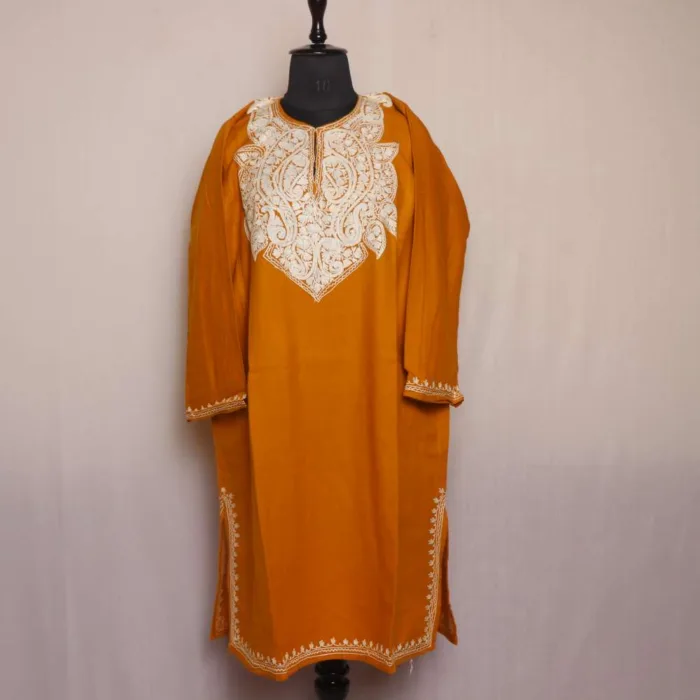 Kashmiri feran with embroidery 16 jpg