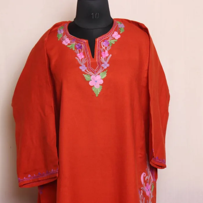 Kashmiri short pherans booti embroidery 11