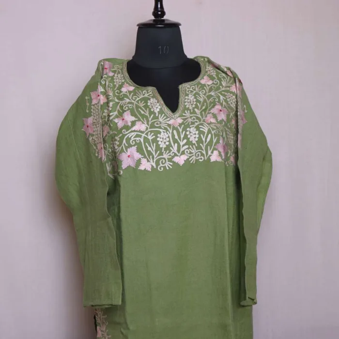 Pheran kurta woolen women BA 13 jpg