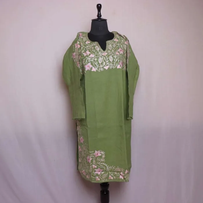 Pheran kurta woolen women BA 14 jpg