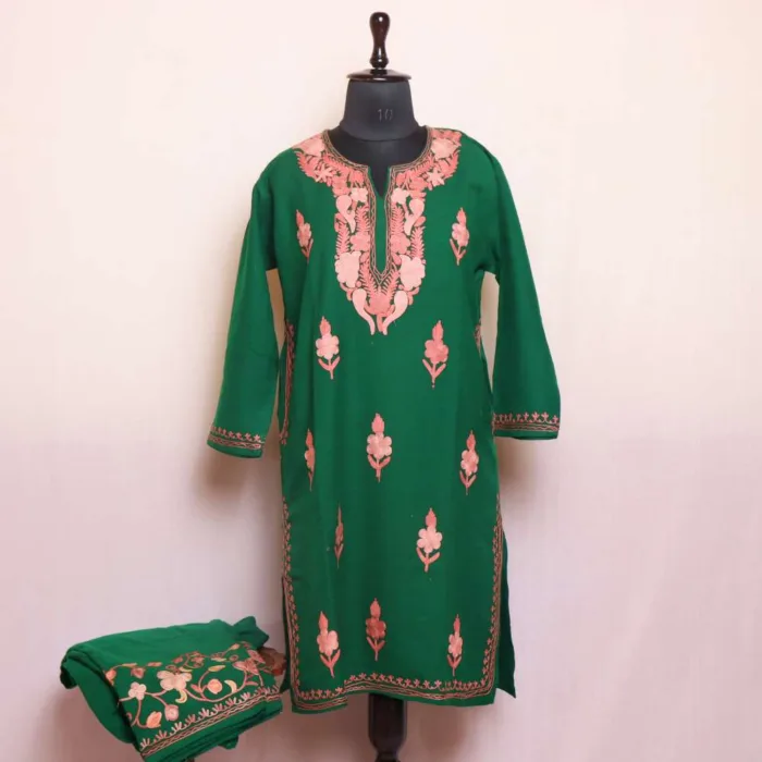 Woolen pheran set kashmiri 20 jpg