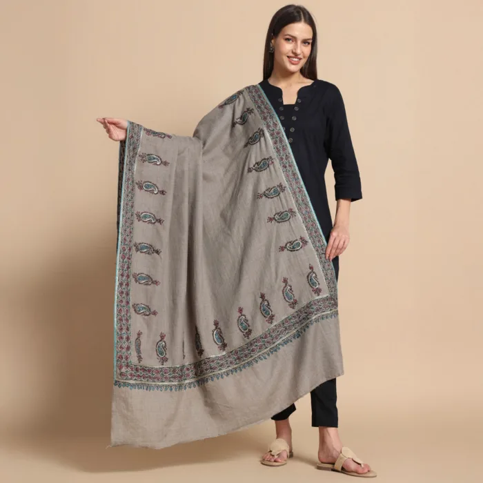 kashmiri had tilla sozni shawl 3 jpg