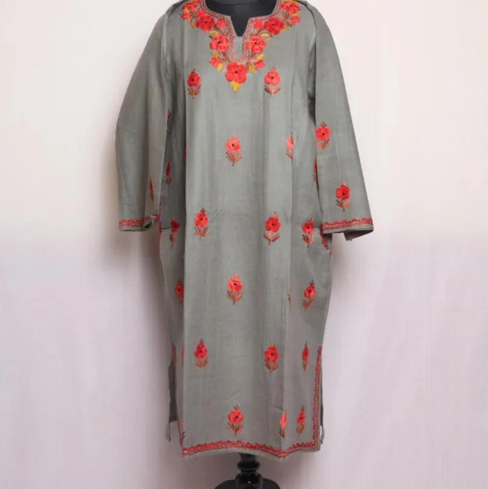 kashmiri latest design embroidery pheran 22