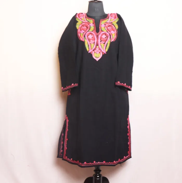 Timeless Black Cashmilon Pheran with Stunning Aari Embroidery - Munawarabad Collection - Image 2