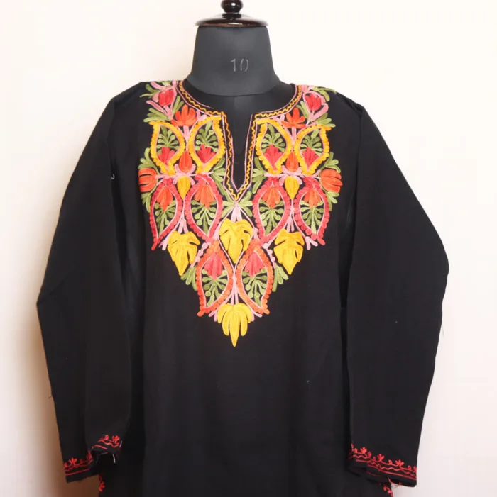 Sophisticated Black Cashmilon Pheran with Artistic Aari Detailing - Munawarabad Collection