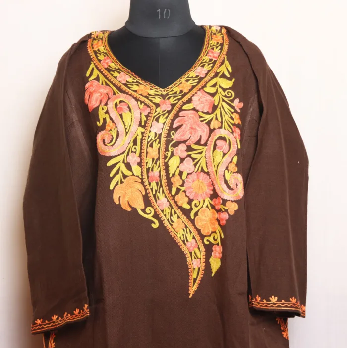 Elegant Brown Cashmilon Pheran Adorned with Unique Aari Patterns - Munawarabad Collection