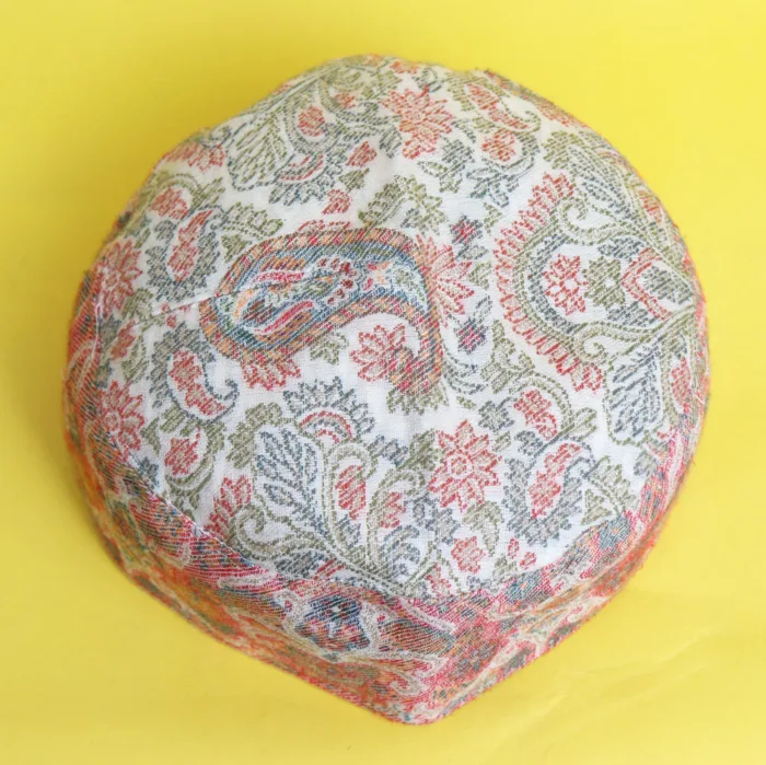 Hilal-e-Shah Elegant Kani Cap from Kashmir - Image 3