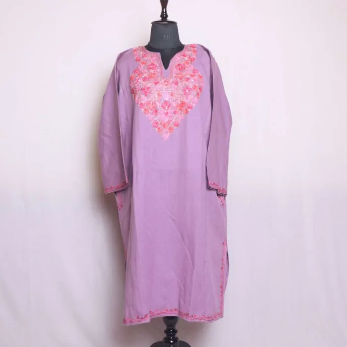 Kashmiri Light Purple Cashmilon Pheran | Feran with Graceful Aari Work - Khanyar Collection - Image 2