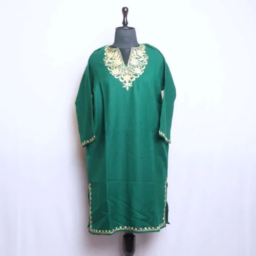 Kashmiri Cashmilon pheran aari embroidery 3