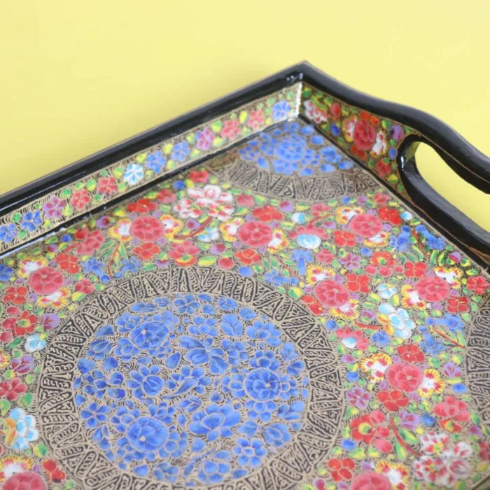 Traditional Kashmiri Paper Mache Tray with Multicolor Floral Patterns - Image 2