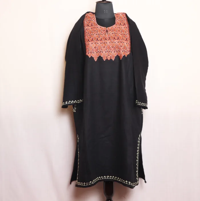 Elegant Black Sozni Embroidered Needlework Cashmilon Pheran - Dalgate Collection - Image 2