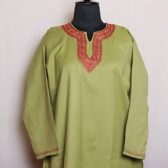 Classic Mehndi Green Hand Sozni Woolen Kurta in Spun Fabric - Dalgate Collection