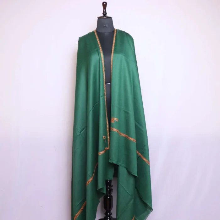 Men Green Shawl | Hand Sozni Embroidery | Mughal Collection